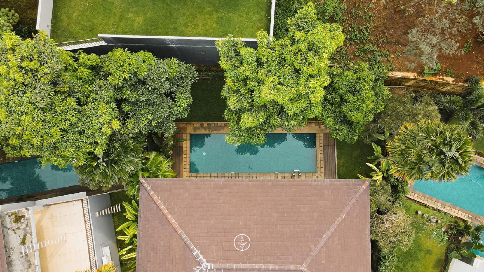 Oyama City View Villa 4 Bedrooms With A Private Swimming Pool Bandung Eksteriør billede