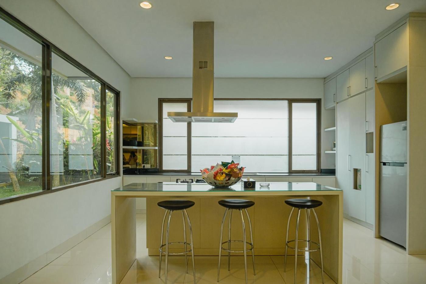 Oyama City View Villa 4 Bedrooms With A Private Swimming Pool Bandung Eksteriør billede