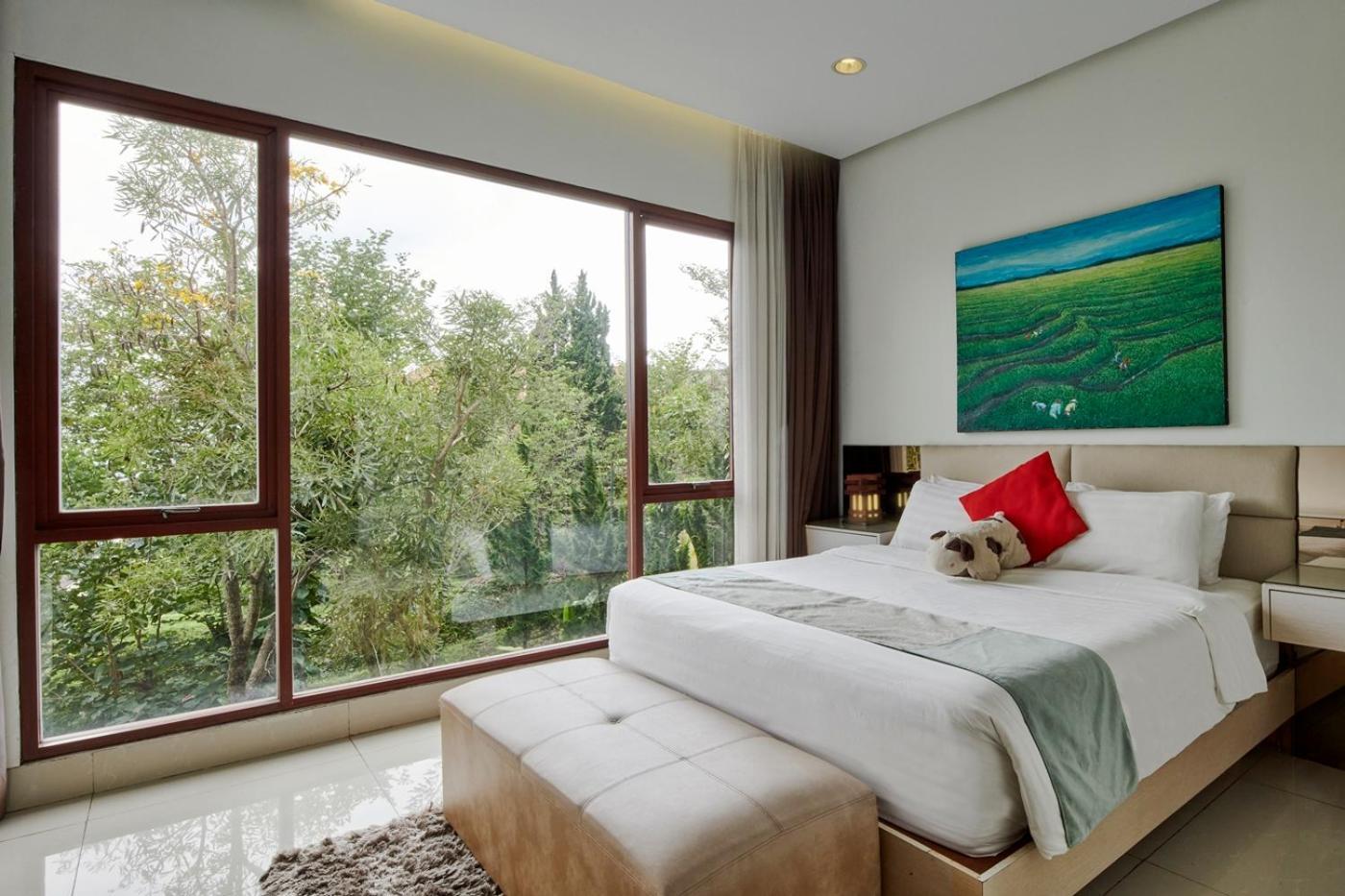 Oyama City View Villa 4 Bedrooms With A Private Swimming Pool Bandung Eksteriør billede