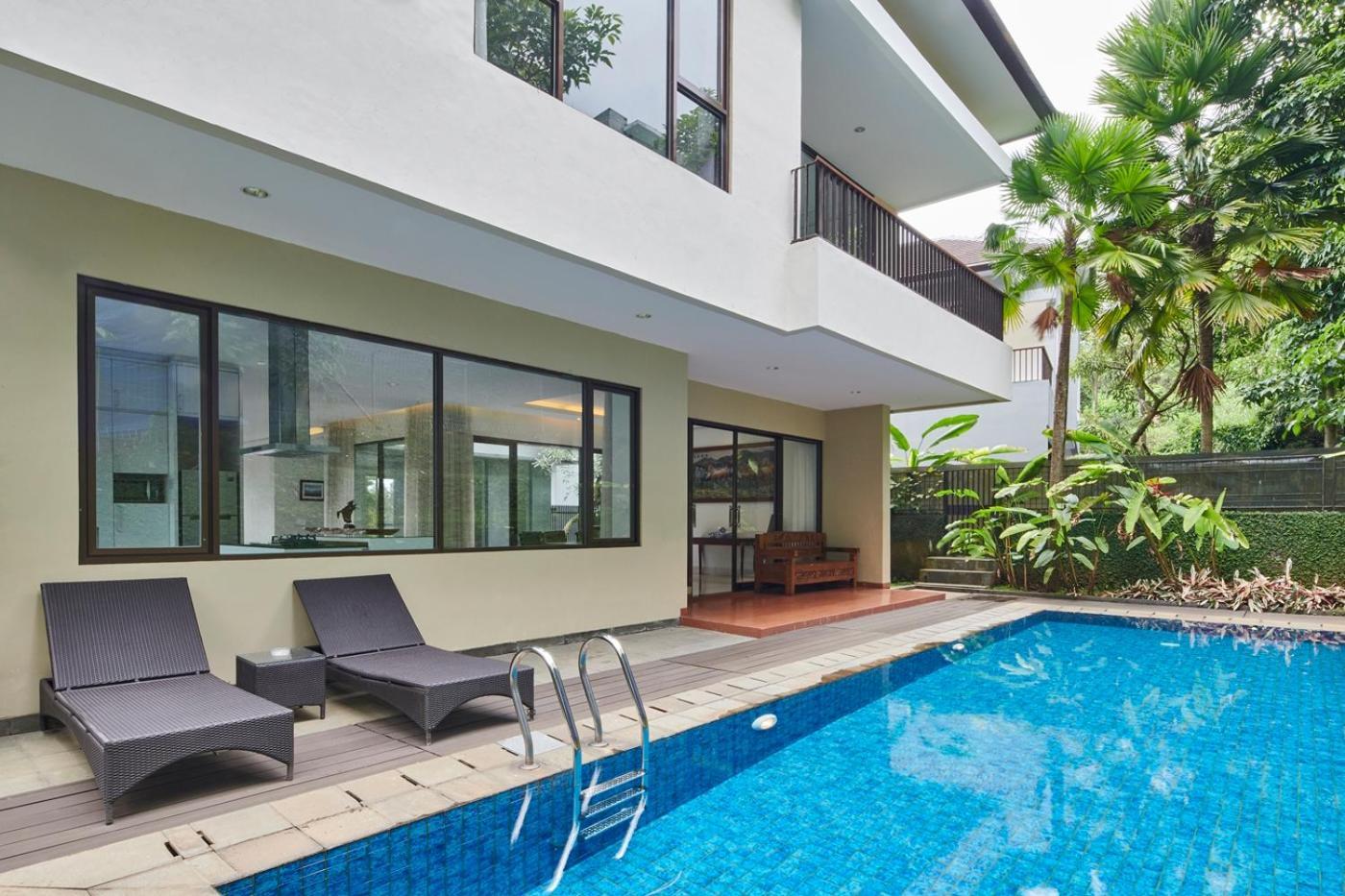 Oyama City View Villa 4 Bedrooms With A Private Swimming Pool Bandung Eksteriør billede