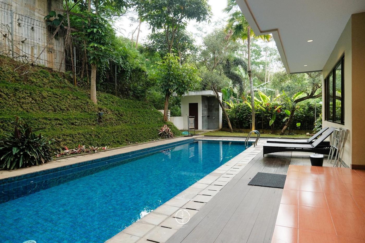 Oyama City View Villa 4 Bedrooms With A Private Swimming Pool Bandung Eksteriør billede